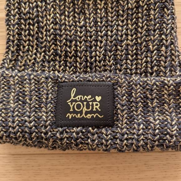 Love Your Melon Cuffed Beanie Gold And Black Speckled Hat - Picture 3 of 6